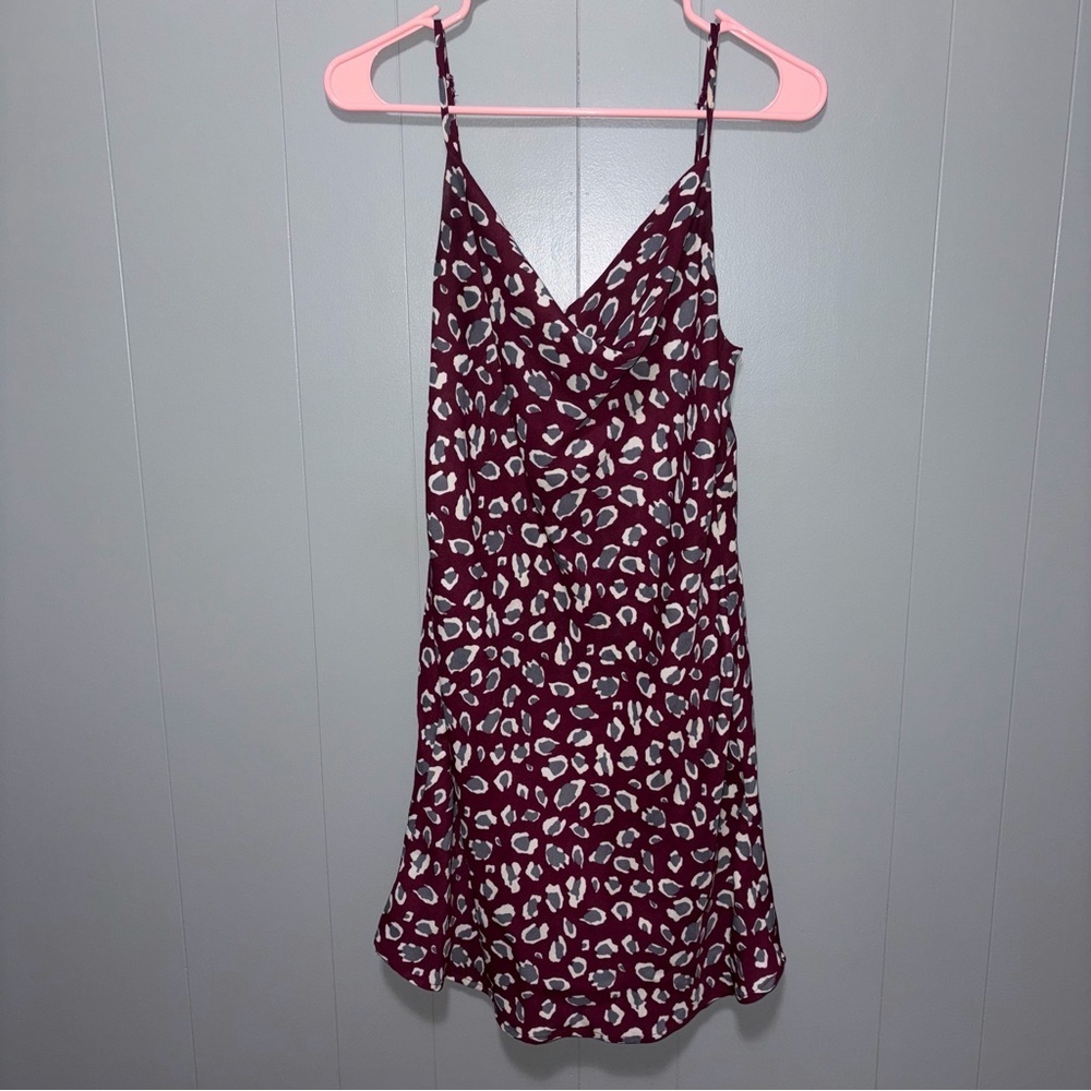 Wishlist Apparel Burgundy and Gray Leopard Print Slip Short Dress Medium
